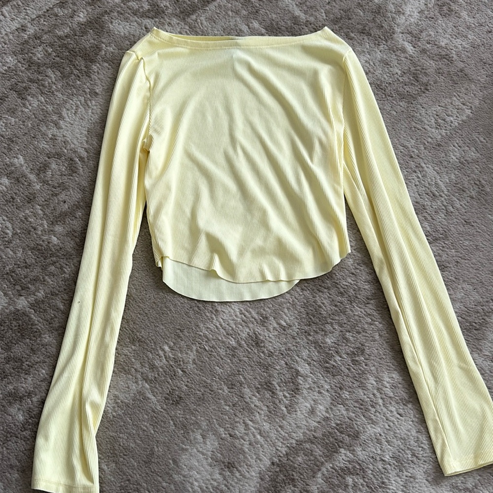 Long sleeve crop shirt